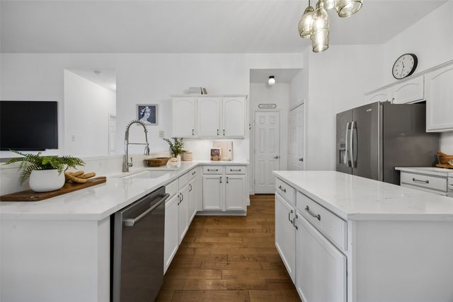 9828 Meadow Rue Drive, Mckinney, TX 75072