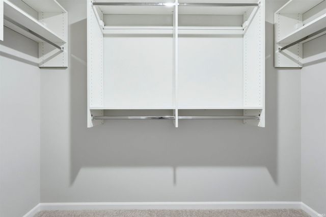 4046 Shadowood Lakes Trail, Fort Wayne, IN 46818