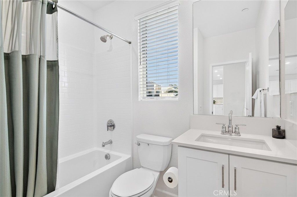 Image 35 of property listing at 2402 Cascalote Loop, San Diego, CA 92154