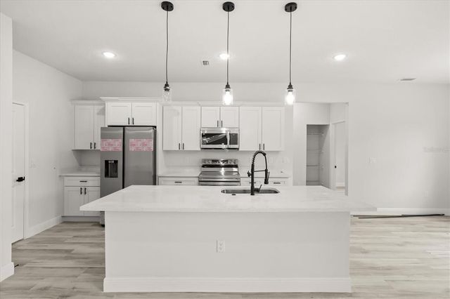 17958 SW 36TH AVE, Ocala, FL 34473