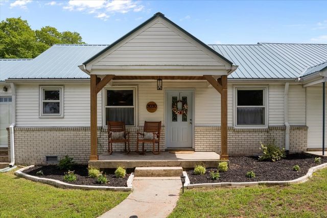 3030 Highway 49, E, Charlotte, TN 37036