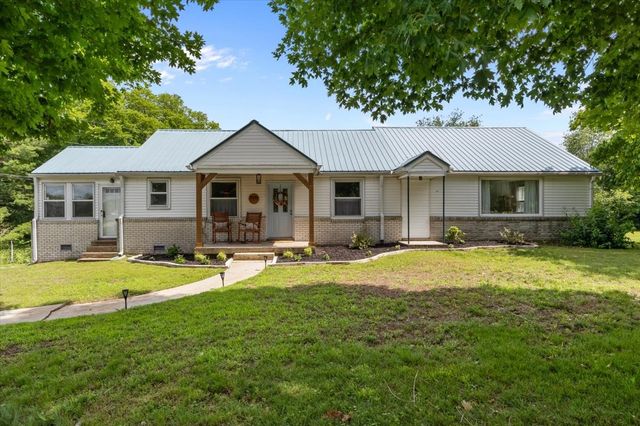 3030 Highway 49, E, Charlotte, TN 37036
