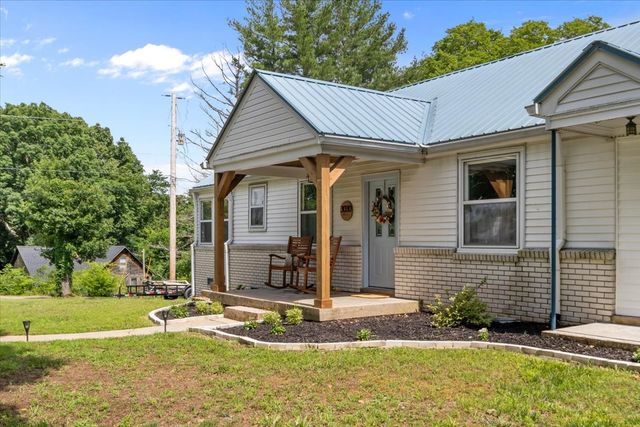 3030 Highway 49, E, Charlotte, TN 37036