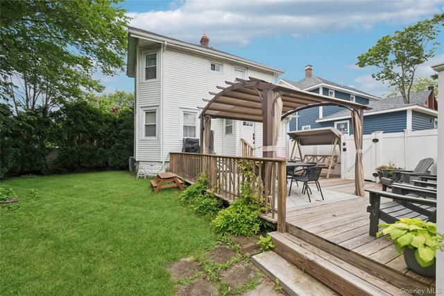 104 Park Avenue, Babylon, NY 11702