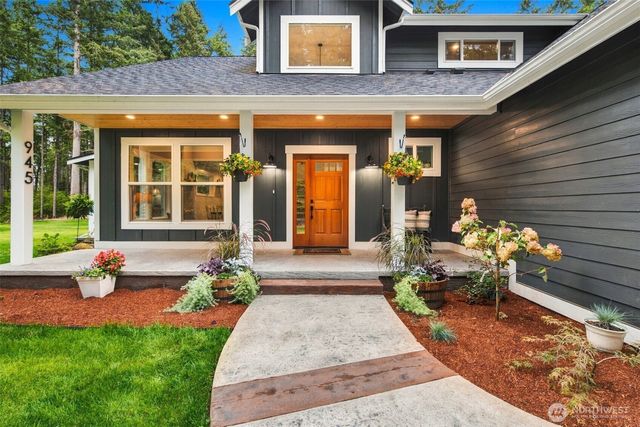 945 & 953 Lummi Drive, Fox Island, WA 98333