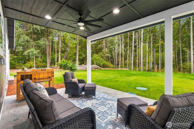945 & 953 Lummi Drive, Fox Island, WA 98333