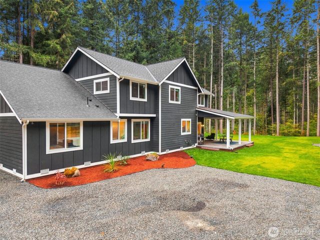 945 & 953 Lummi Drive, Fox Island, WA 98333