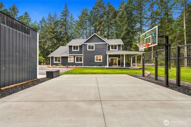 945 & 953 Lummi Drive, Fox Island, WA 98333