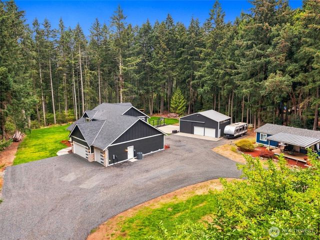 945 & 953 Lummi Drive, Fox Island, WA 98333