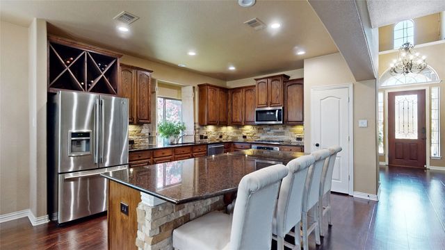 1736 Lewis Crossing Drive, Keller, TX 76248