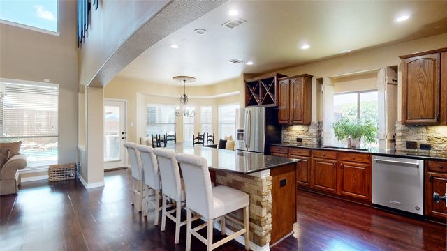 1736 Lewis Crossing Drive, Keller, TX 76248