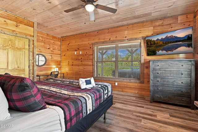 315 Paul Lafollette Way, Sevierville, TN 37876