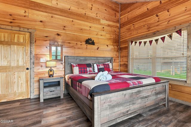315 Paul Lafollette Way, Sevierville, TN 37876