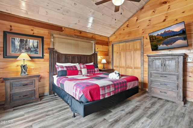 315 Paul Lafollette Way, Sevierville, TN 37876