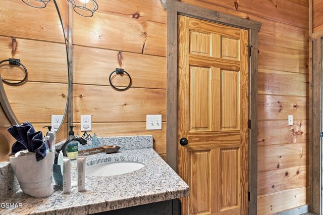 315 Paul Lafollette Way, Sevierville, TN 37876