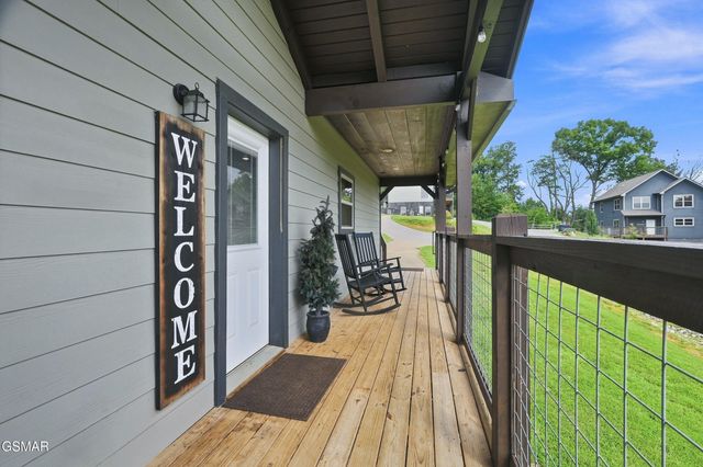 315 Paul Lafollette Way, Sevierville, TN 37876