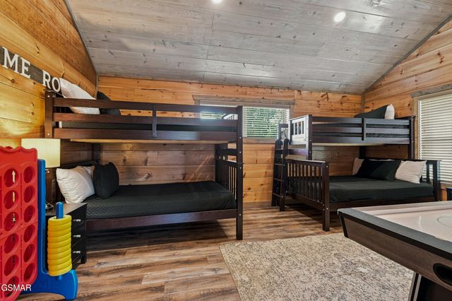 315 Paul Lafollette Way, Sevierville, TN 37876