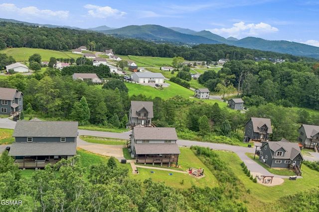 315 Paul Lafollette Way, Sevierville, TN 37876