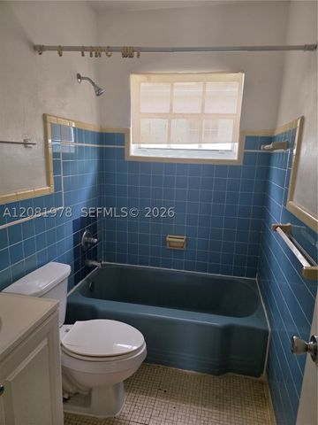 635 8th St 202, Miami Beach, FL 33139