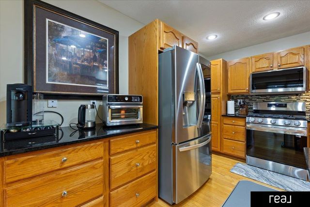 5114 Timberridge Drive, Bellevue, NE 68133