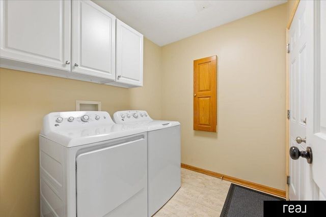 5114 Timberridge Drive, Bellevue, NE 68133