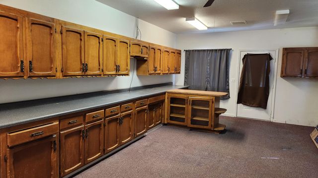 19215 Hooker Creek Road, Cottonwood, CA 96022