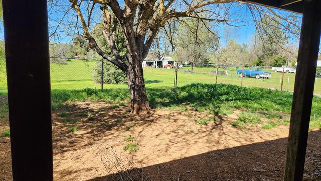 19215 Hooker Creek Road, Cottonwood, CA 96022