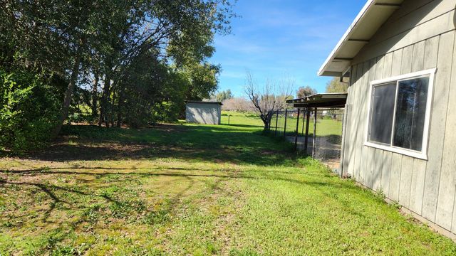 19215 Hooker Creek Road, Cottonwood, CA 96022