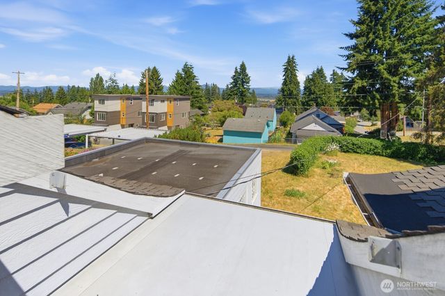 5627 Colby Avenue, Everett, WA 98203