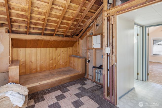 5627 Colby Avenue, Everett, WA 98203
