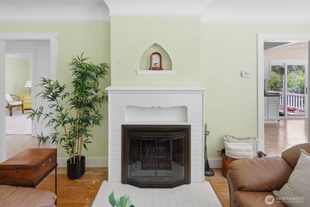 5627 Colby Avenue, Everett, WA 98203