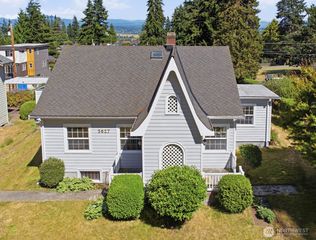 5627 Colby Avenue, Everett, WA 98203