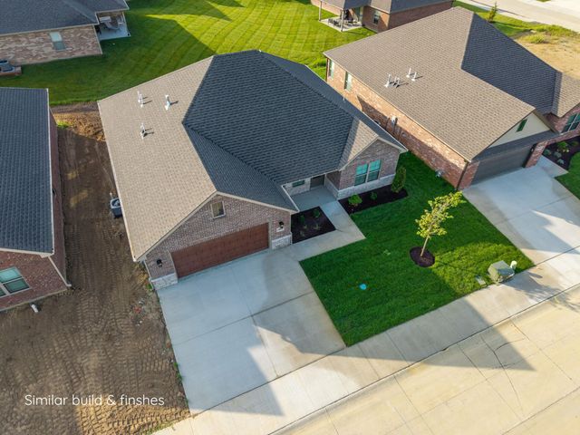 1800 WES MILLIGAN LN, Columbia, MO 65201