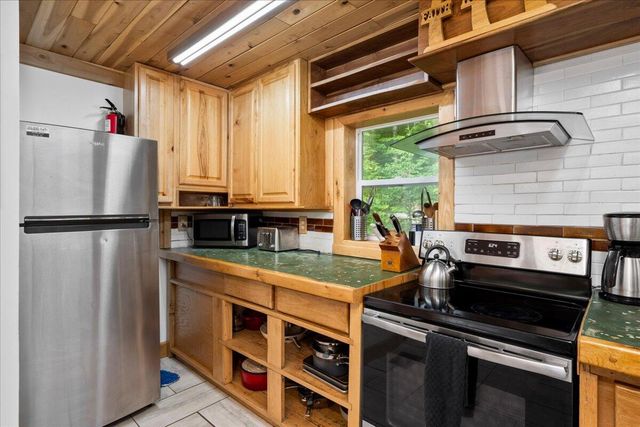 168 Laurel Lane, Stanton, KY 40380