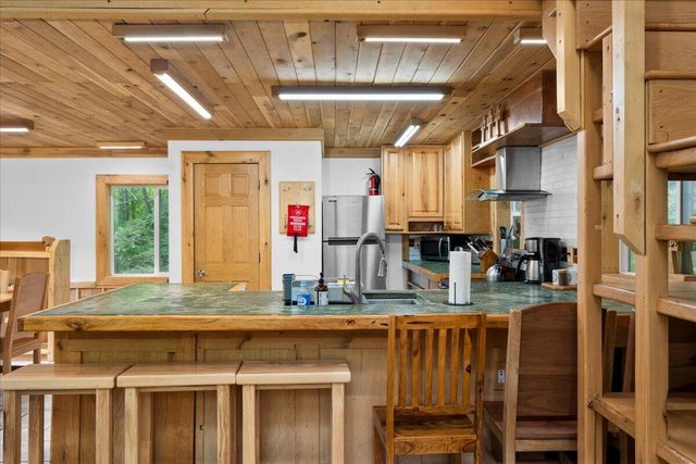 168 Laurel Lane, Stanton, KY 40380