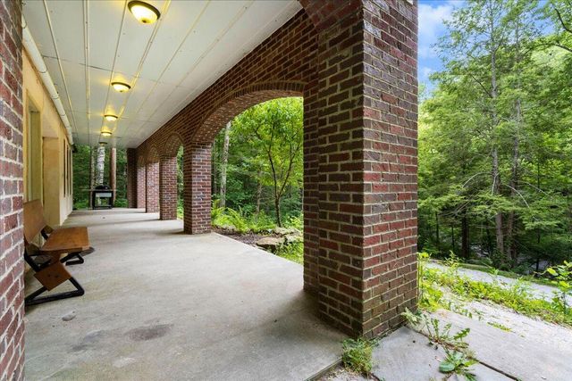 168 Laurel Lane, Stanton, KY 40380