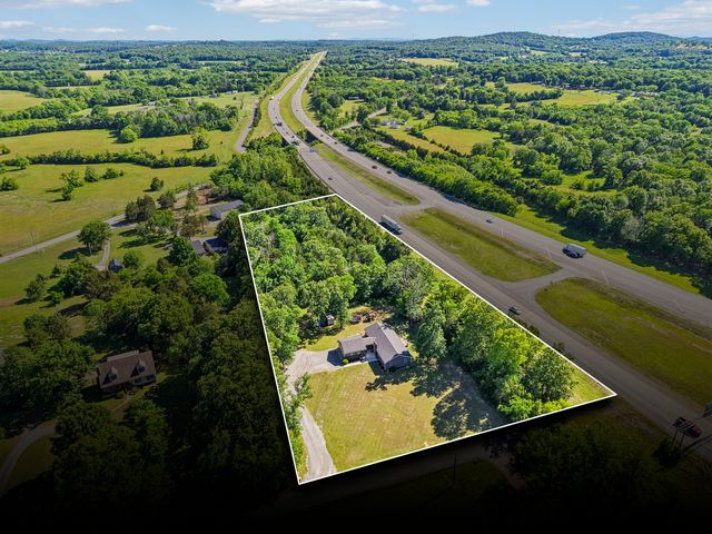 364 Eddins Rd, Lebanon, TN 37090