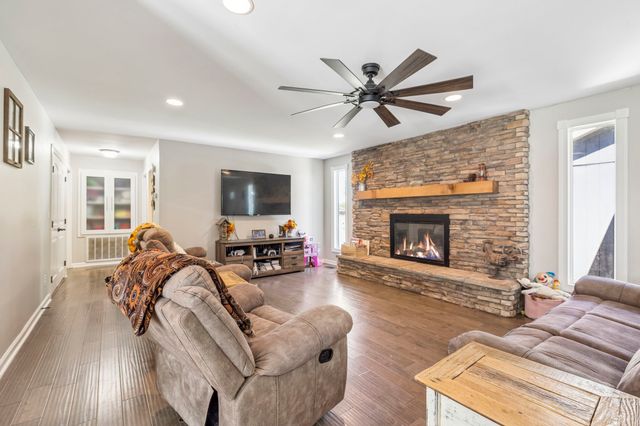 364 Eddins Rd, Lebanon, TN 37090