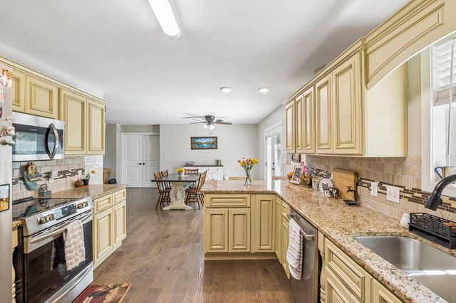 364 Eddins Rd, Lebanon, TN 37090