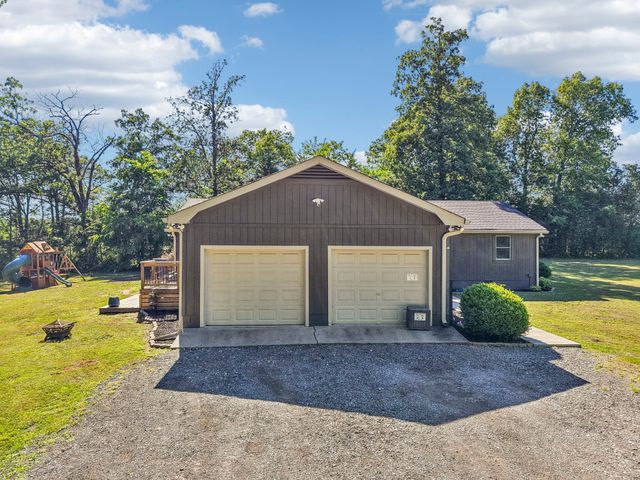 364 Eddins Rd, Lebanon, TN 37090