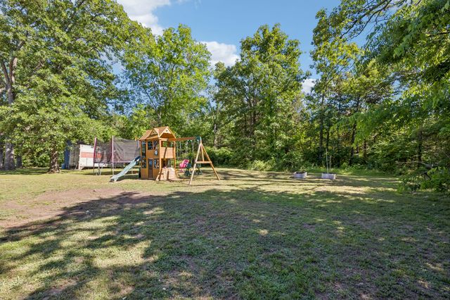 364 Eddins Rd, Lebanon, TN 37090
