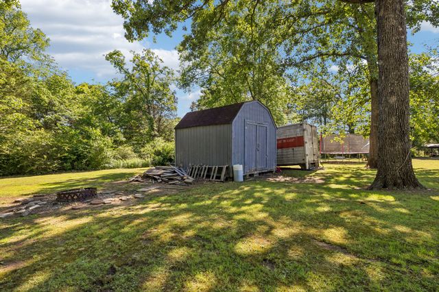 364 Eddins Rd, Lebanon, TN 37090