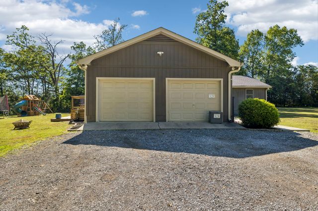364 Eddins Rd, Lebanon, TN 37090