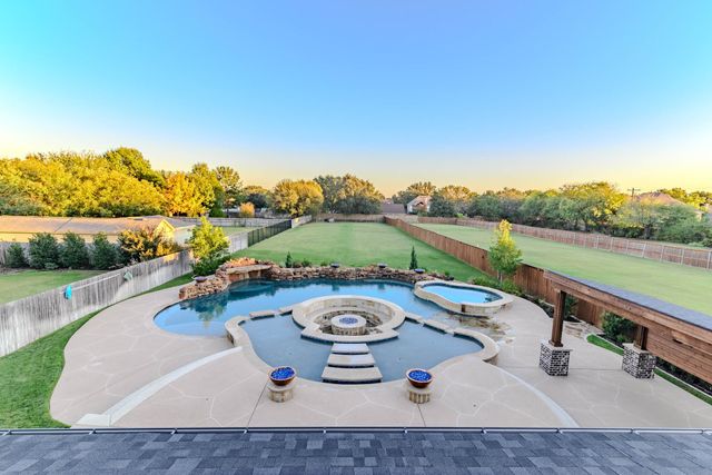 1616 Country Club Drive, Mansfield, TX 76063