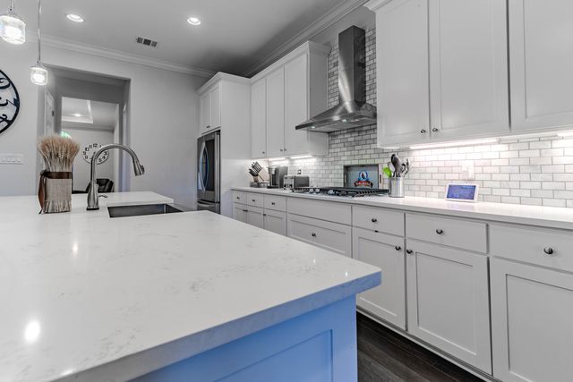 1616 Country Club Drive, Mansfield, TX 76063
