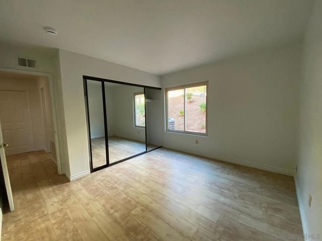 12592 Heatherfield Ln, San Diego, CA 92128