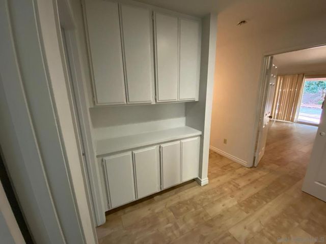 12592 Heatherfield Ln, San Diego, CA 92128