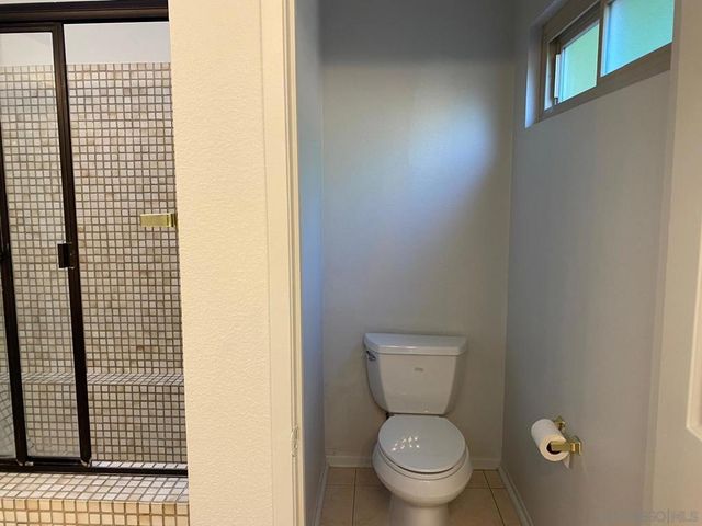 12592 Heatherfield Ln, San Diego, CA 92128
