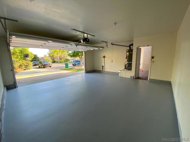 12592 Heatherfield Ln, San Diego, CA 92128