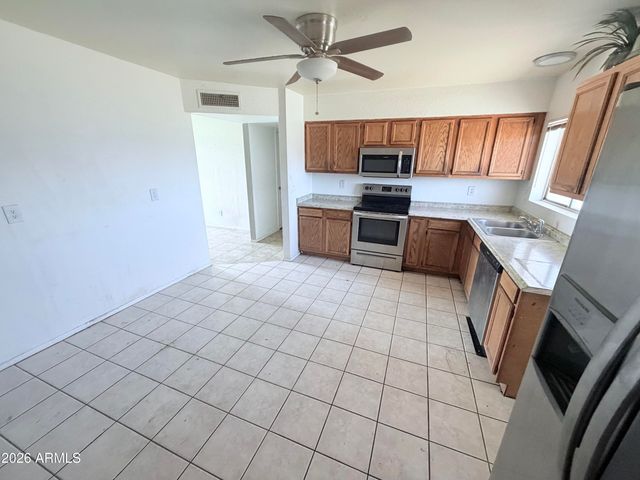 13216 W TUCKEY Lane, Glendale, AZ 85307